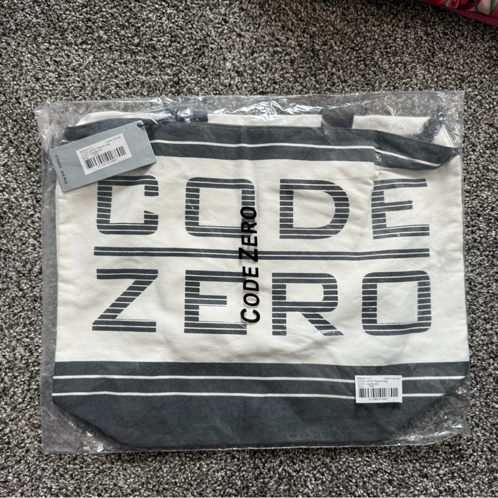 Code Zero Clothing Sailing Collection Denim Blue and White Tote Beach Bag *New*